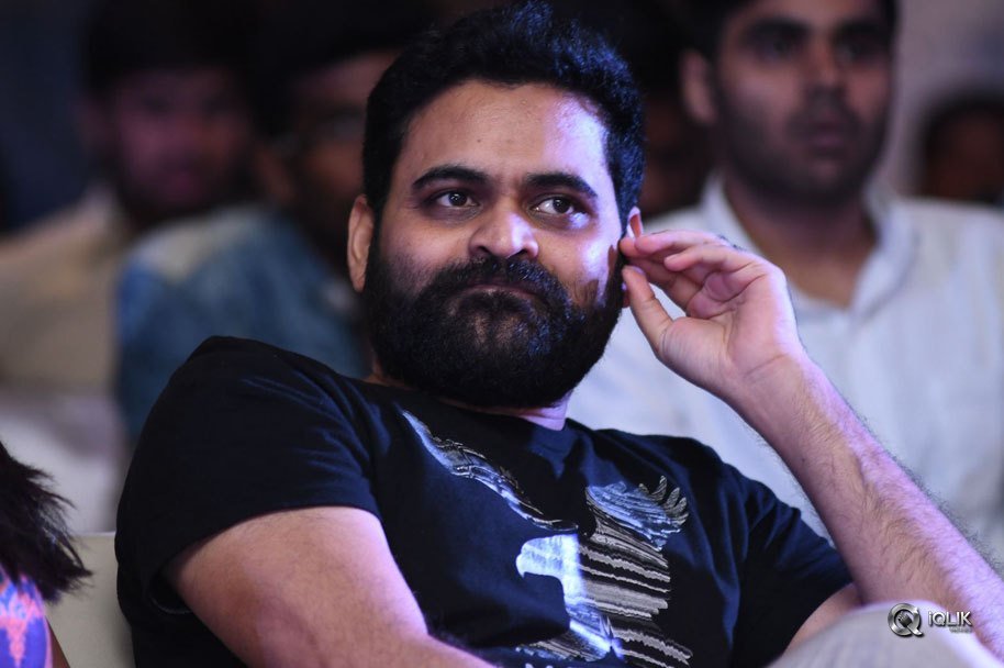 PSV-Garuda-Vega-Movie-Pre-Release-Function